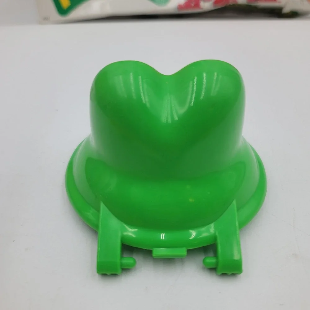 Vintage 1987 Mr Mouth Game Replacement Frog Head Part Milton Bradley Green